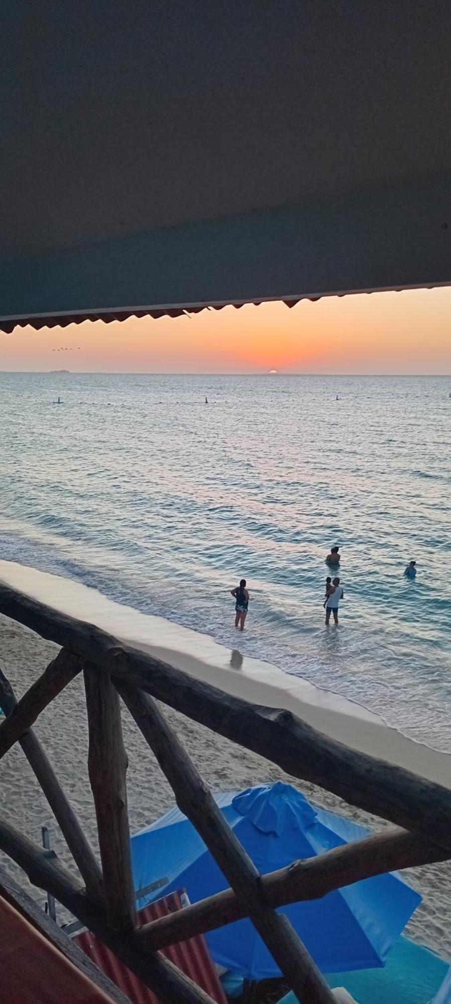 Posada Nativa Casa Azul Playa Blanca Bagian luar foto